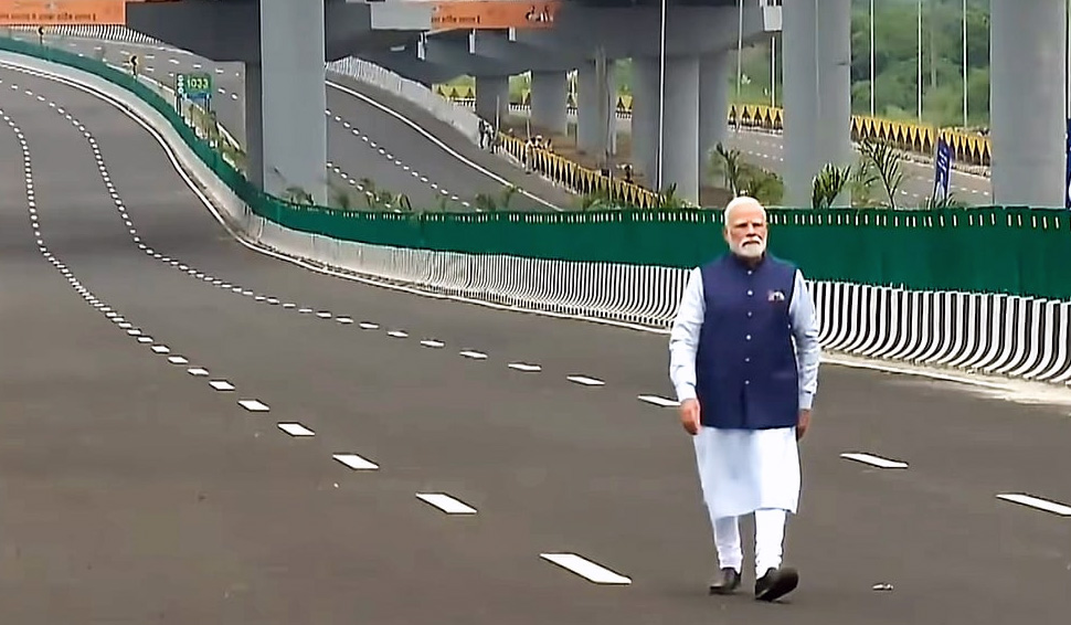 PM Modi Inaugurates ₹33,500 Crore Development Projects; Vows To Make Delhi World-Class