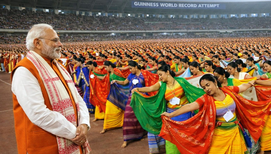 Over 10,000 Artists Perform Bagurumba Dance as PM Modi Celebrates Bodo Heritage in Guwahati